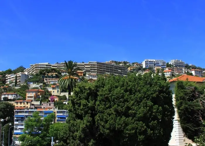 Apartamento Explore From Our Cozy & Quiet 2br Aptparking