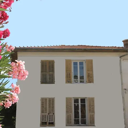 Appartement Explore From Our Cozy & Quiet 2br Aptparking Nice