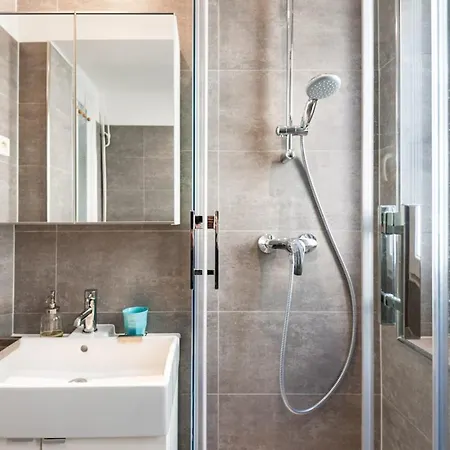 Apartament Explore From Our Cozy & Quiet 2br Aptparking Nicea