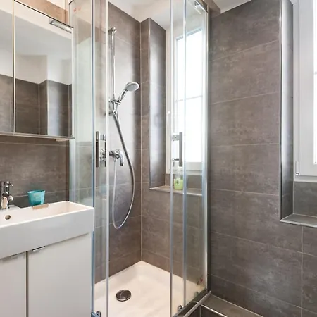 Apartament Explore From Our Cozy & Quiet 2br Aptparking