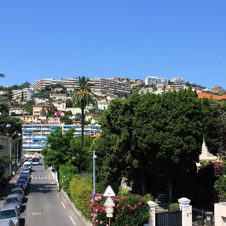 Explore From Our Cozy & Quiet 2br Aptparking *