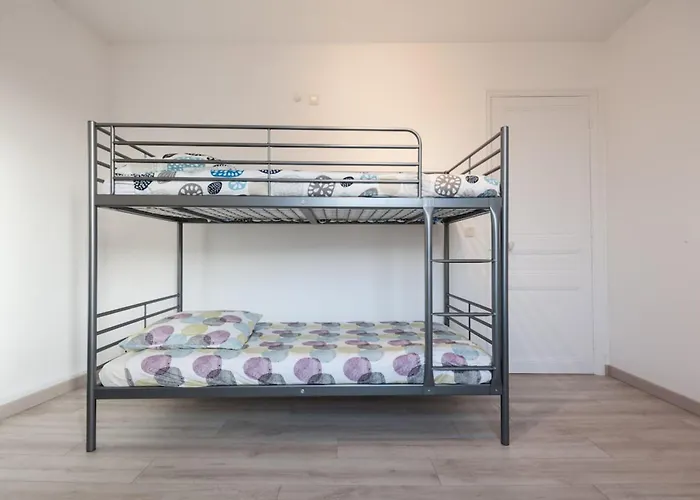 Explore From Our Cozy & Quiet 2br Aptparking Appartement